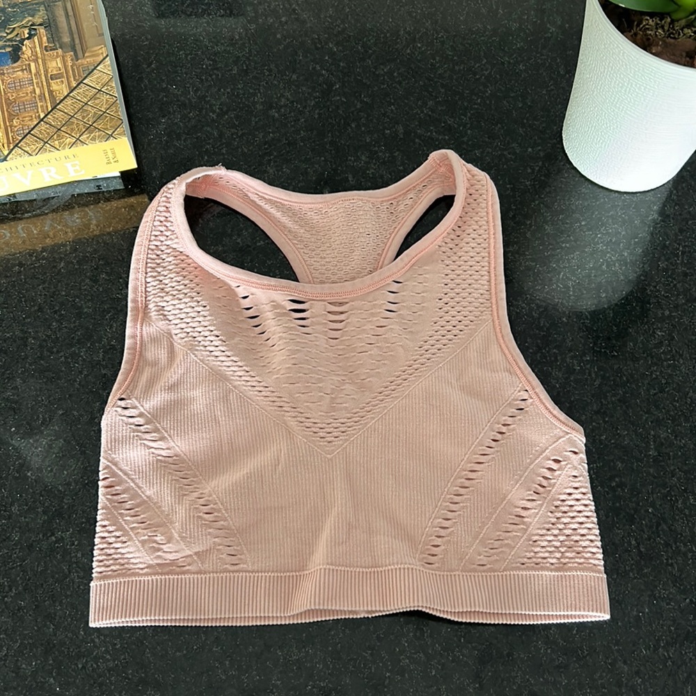 Alo yoga top sports brands xs s